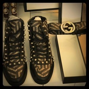 Gucci men’s shoe size 10 w/matching Gucci belt